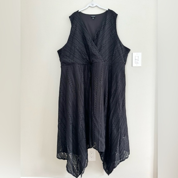 Torrid BLACK GEO LACE HANDKERCHIEF SKATER DRESS 6X - Picture 5 of 11